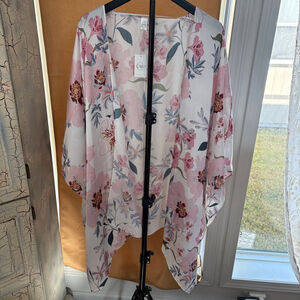 NWT Cato Kimono Spring White Pink Floral Print Cottagecore Fairy Beach Oversize
